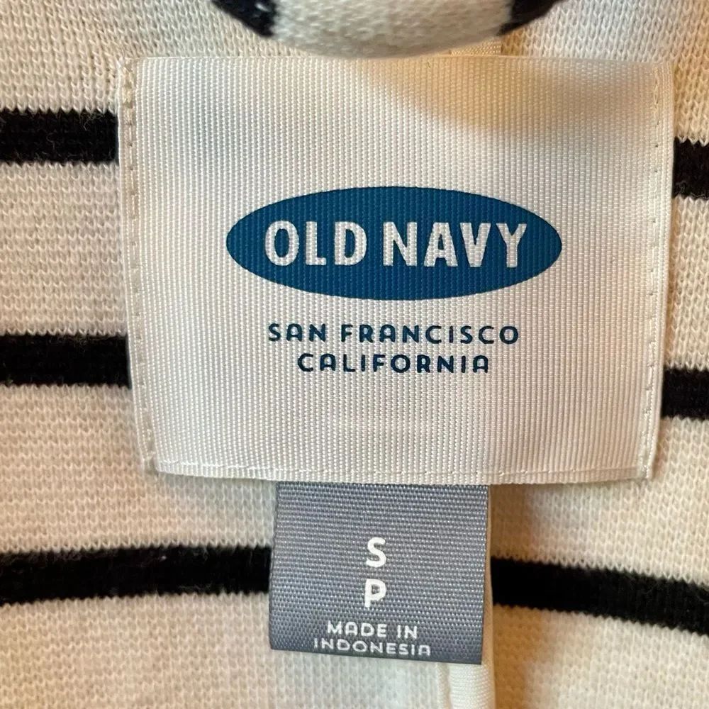 Old Navy Black and Off White Striped Blazer - Picture 4 of 6